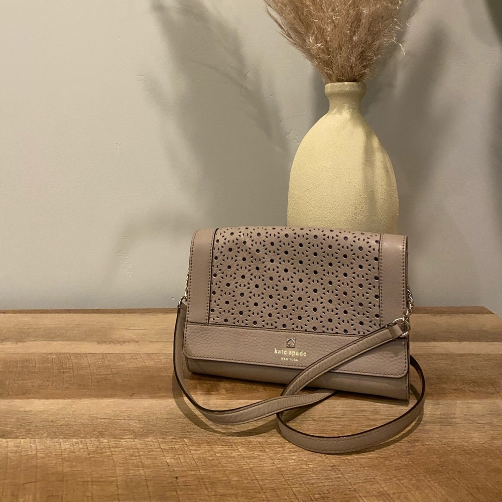 Kate Spade Crossbody Laser-Cut Bag 🌸